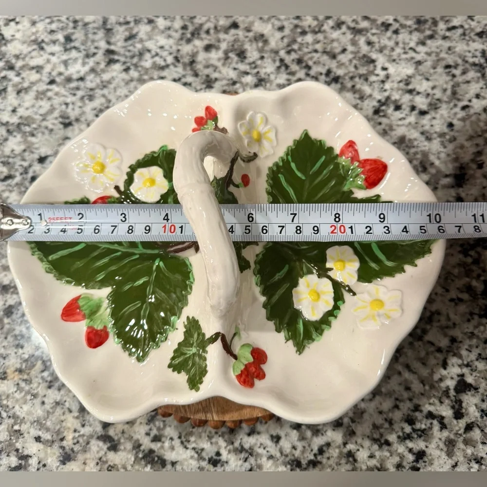 Hand Painted‎ Handled Strawberry Tray